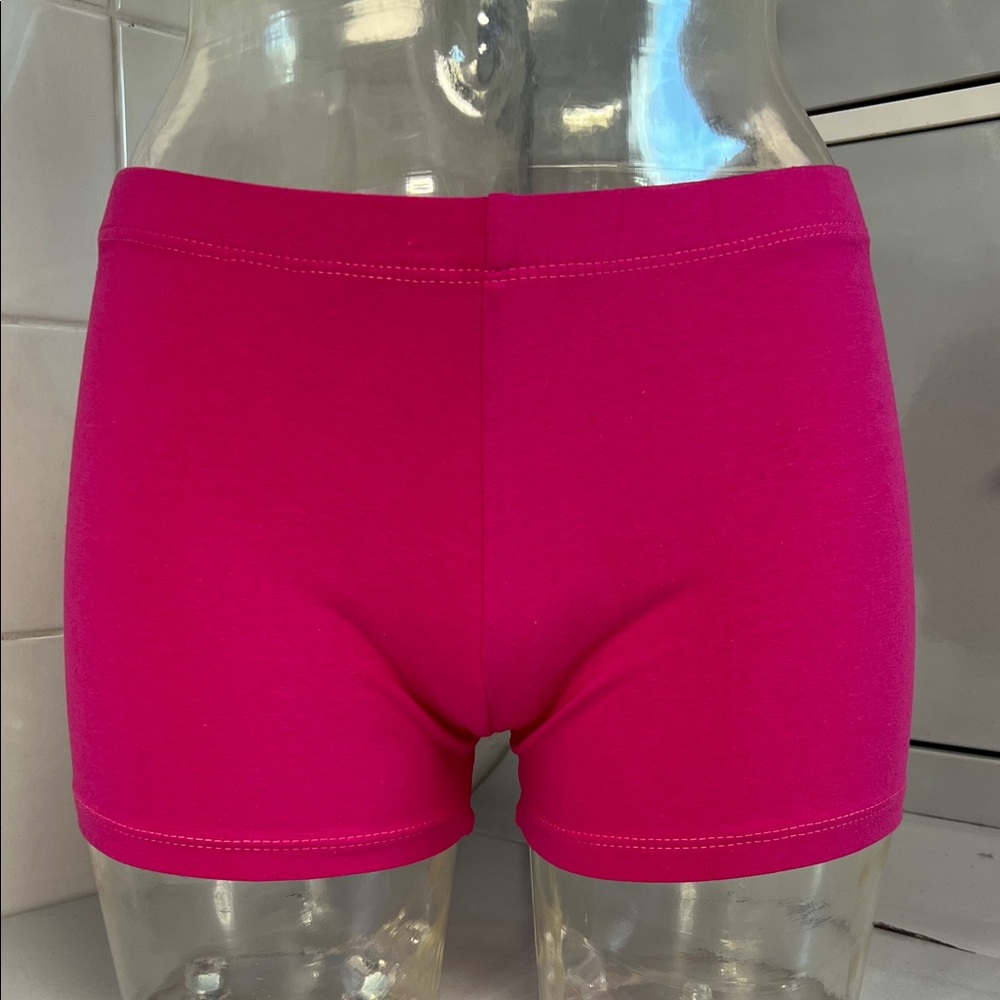 Fuschia Low Rise Dancewear Hot Shorts S NWT
